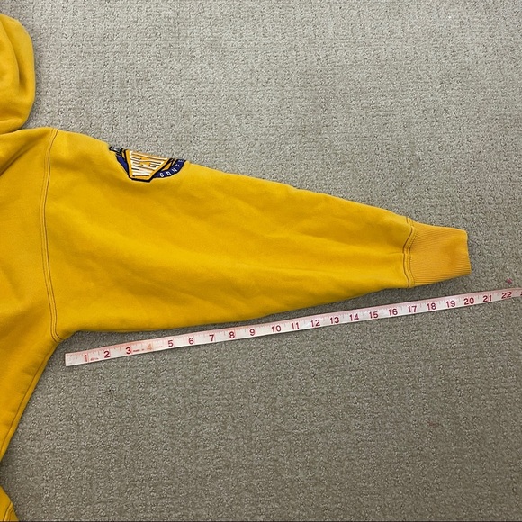 Los Angeles Lakers Exclusive Hoodie Jacket - Picture 8 of 8